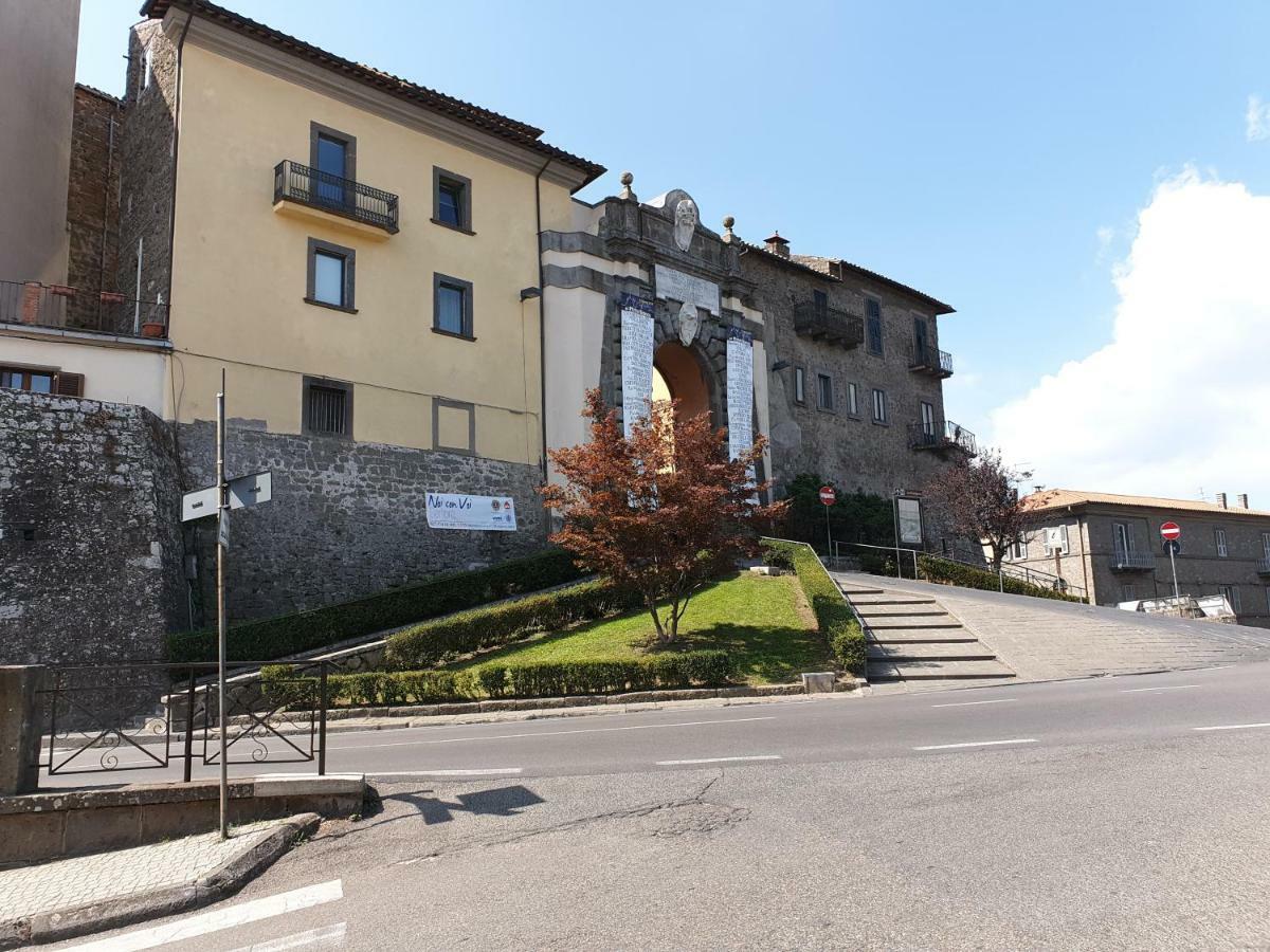 Palazzo Ricca Guarducci 2 Apartment Montefiascone Bagian luar foto